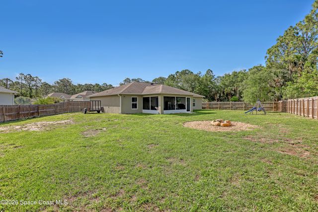 595 Lang Road SW, Palm Bay, FL 32908