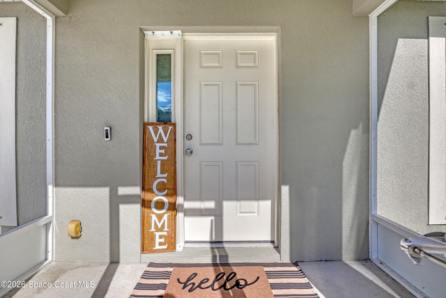 595 Lang Road SW, Palm Bay, FL 32908