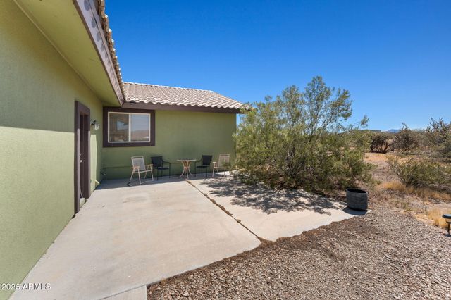 48023 N 518TH Avenue, Aguila, AZ 85320