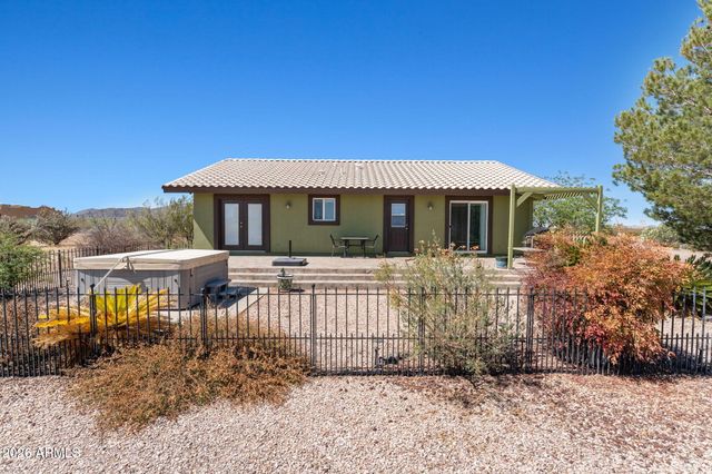 48023 N 518TH Avenue, Aguila, AZ 85320
