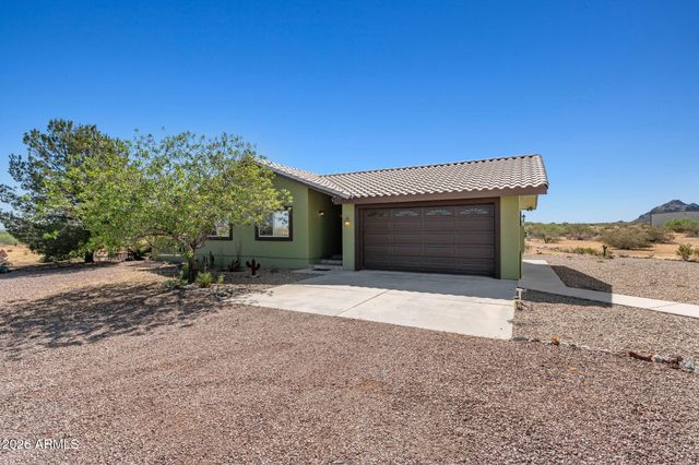 48023 N 518TH Avenue, Aguila, AZ 85320
