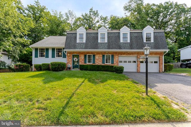 8130 SAXONY DR, Annandale, VA 22003