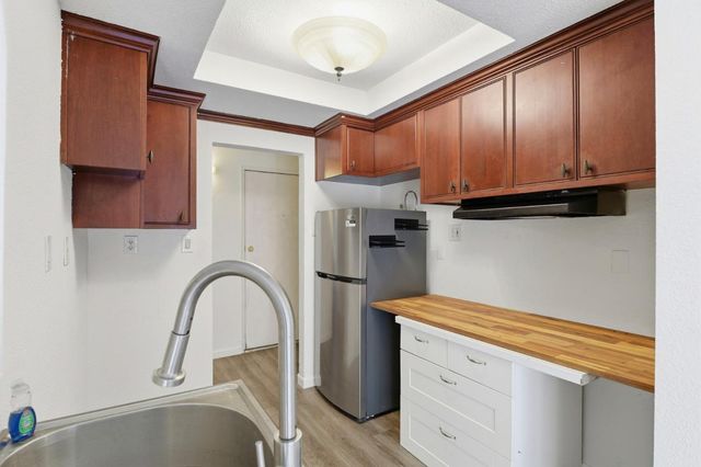 151 Buckingham Drive 251, Santa Clara, CA 95051