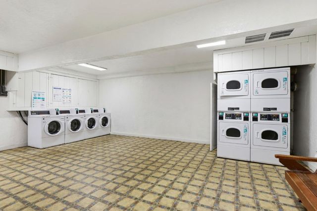 151 Buckingham Drive 251, Santa Clara, CA 95051