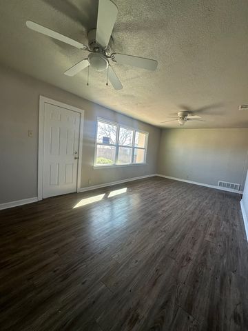 2708 N Century Ave, Odessa, TX 79762