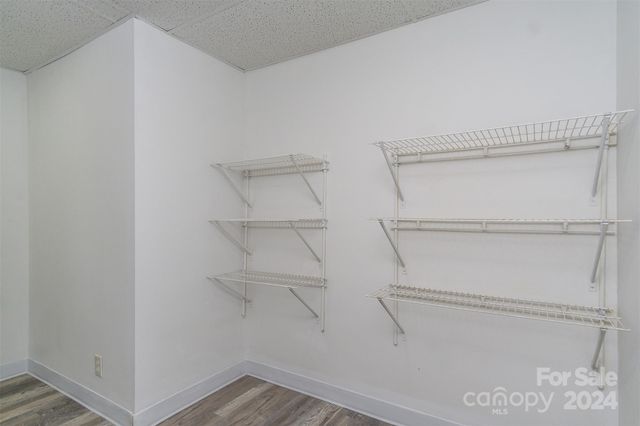 468 Deer Park Lake Road, Spruce Pine, NC 28777