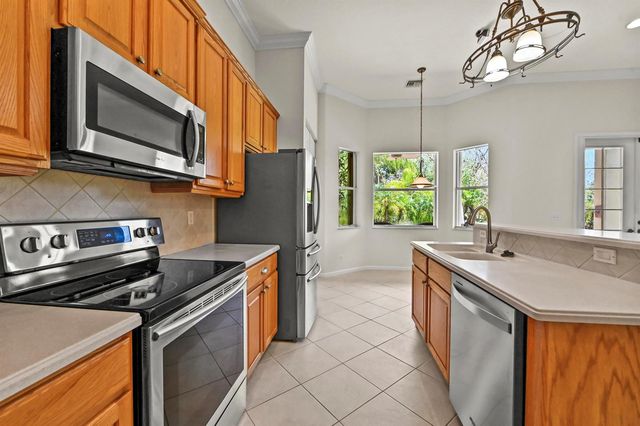 1488 SE Legacy Cove Circle, Stuart, FL 34997