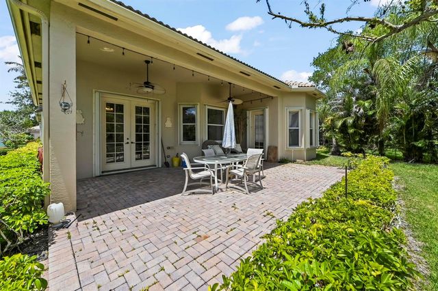 1488 SE Legacy Cove Circle, Stuart, FL 34997