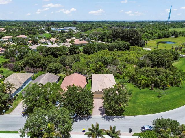 1488 SE Legacy Cove Circle, Stuart, FL 34997