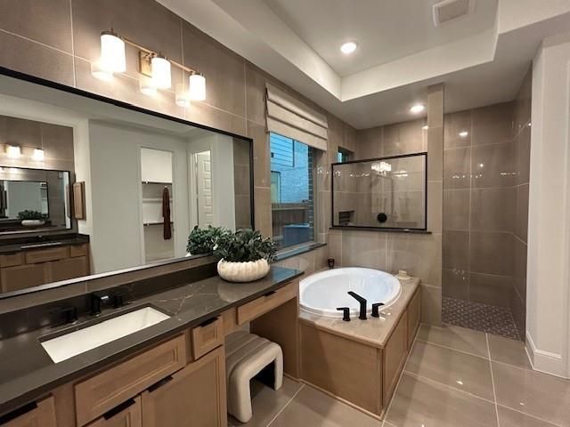 22450 Junction Peak Drive, Porter, TX 77365