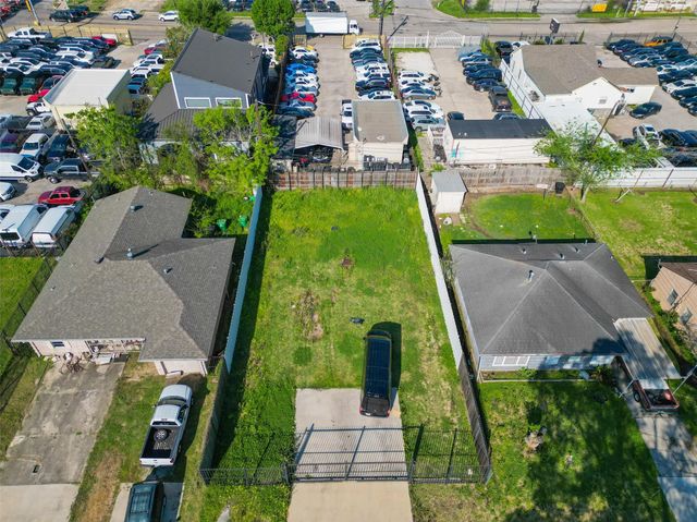3222 Jarvis Street, Houston, TX 77063
