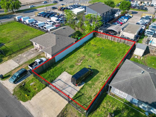 3222 Jarvis Street, Houston, TX 77063