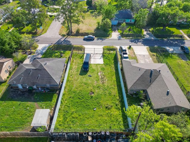 3222 Jarvis Street, Houston, TX 77063