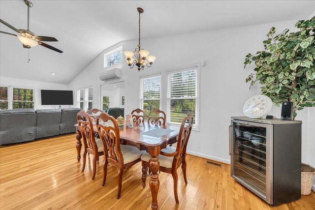 733 Gizzard Creek Road, Sequatchie, TN 37374