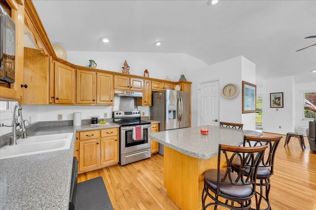733 Gizzard Creek Road, Sequatchie, TN 37374