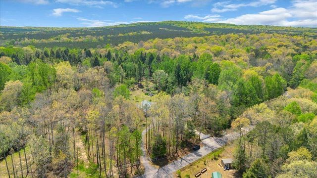 733 Gizzard Creek Road, Sequatchie, TN 37374