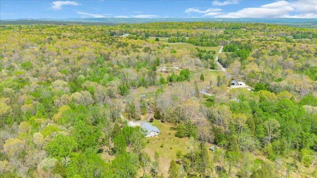 733 Gizzard Creek Road, Sequatchie, TN 37374