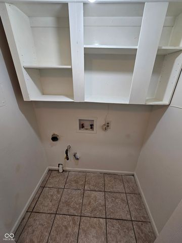 6314 Commons Drive, Indianapolis, IN 46254