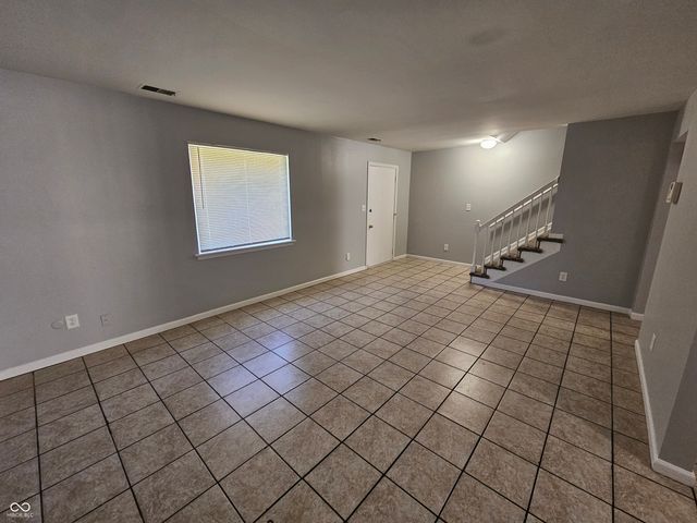 6314 Commons Drive, Indianapolis, IN 46254