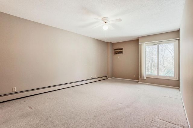4045 Hodgson Road 312, Shoreview, MN 55126
