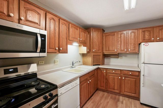 4045 Hodgson Road 312, Shoreview, MN 55126