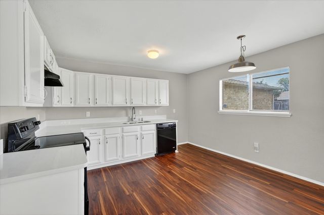 707 Via Sonoma, Mesquite, TX 75150