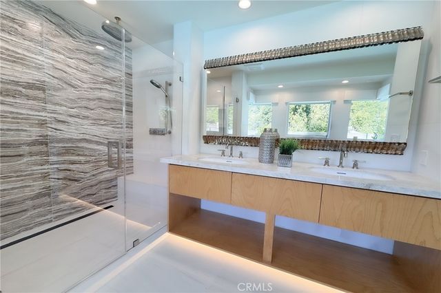 9621 Cedarbrook, Beverly Hills, CA 90210
