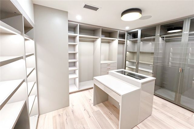 9621 Cedarbrook, Beverly Hills, CA 90210