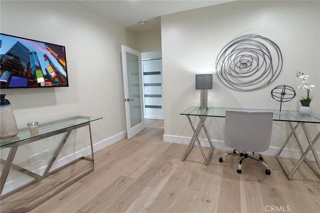 9621 Cedarbrook, Beverly Hills, CA 90210