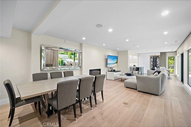 9621 Cedarbrook, Beverly Hills, CA 90210