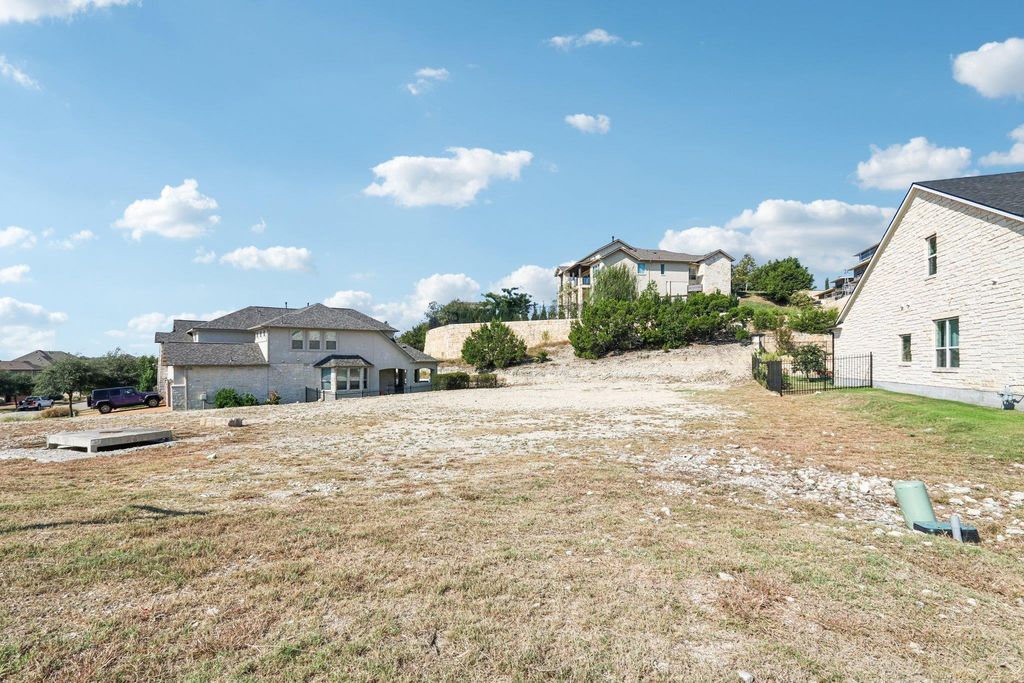 1625 Nokota CT, Leander, TX 78641
