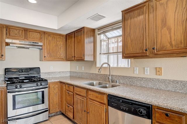 2345 Stockton Avenue, Las Vegas, NV 89104