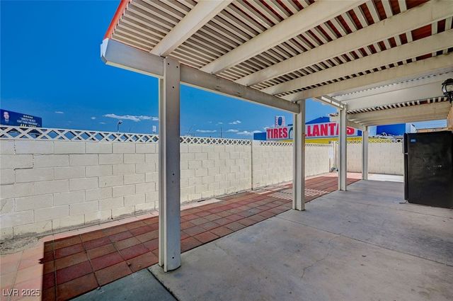 2345 Stockton Avenue, Las Vegas, NV 89104