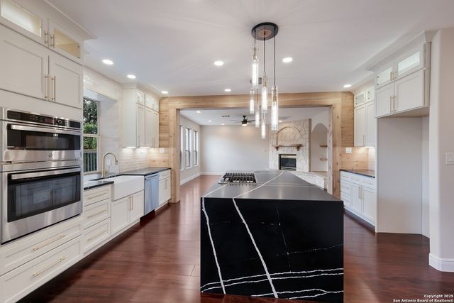 726 Mello Oak, San Antonio, TX 78258