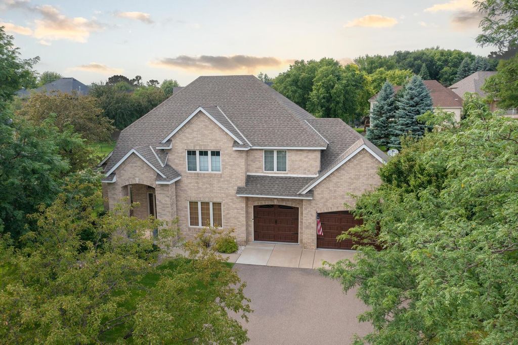 12610 42nd Place N, Plymouth, MN 55442