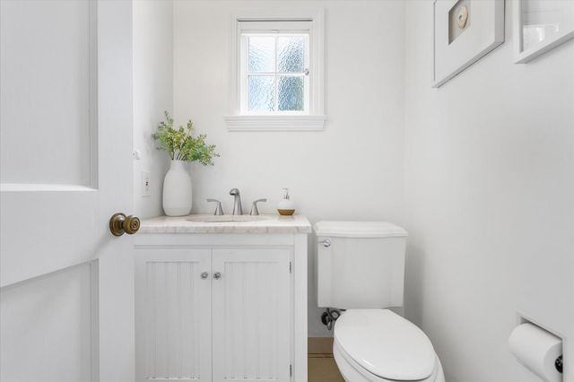 201 Chesterton Place, San Mateo, CA 94401