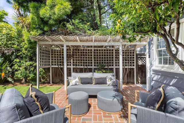 201 Chesterton Place, San Mateo, CA 94401