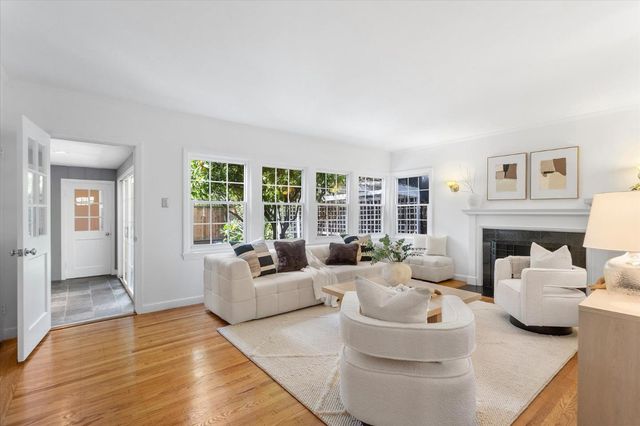 201 Chesterton Place, San Mateo, CA 94401