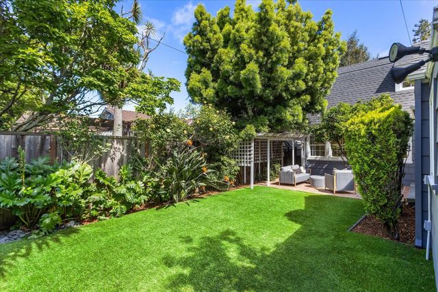 201 Chesterton Place, San Mateo, CA 94401