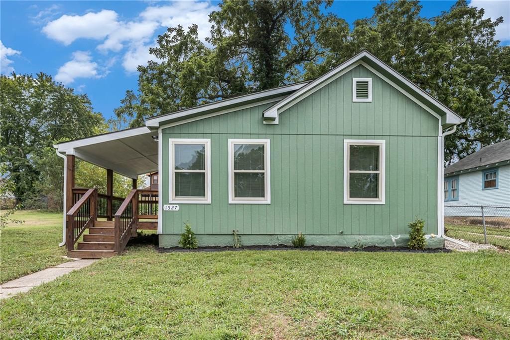 1527 Haskell Avenue, Kansas City, KS 66104