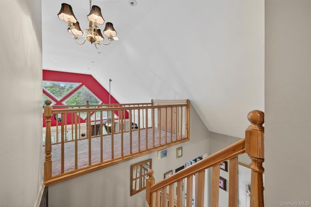 48 Farries Avenue, Florida, NY 10921