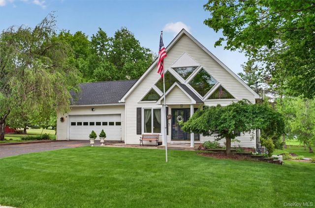 48 Farries Avenue, Florida, NY 10921