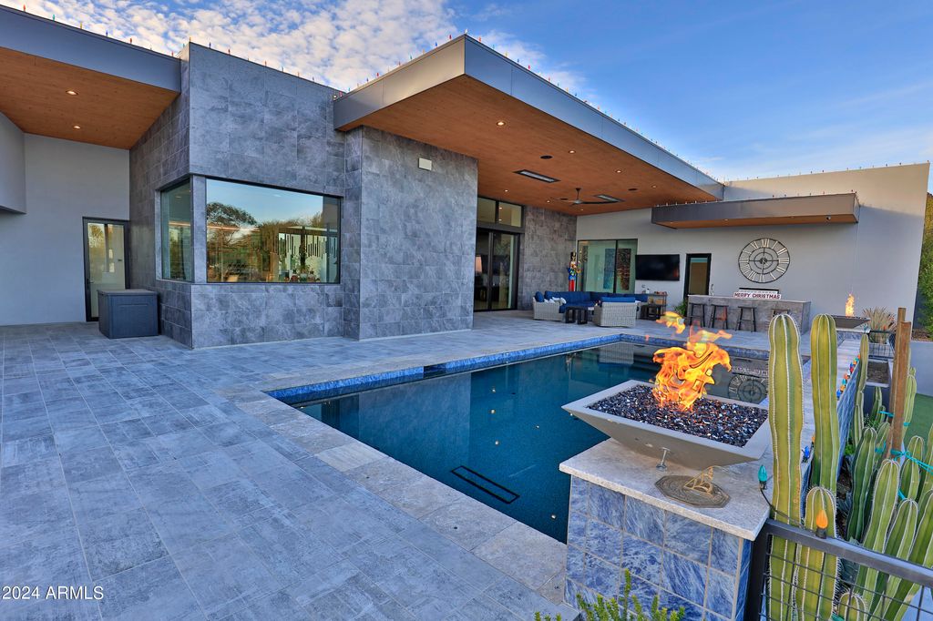 6102 N PALO CRISTI Road, Paradise Valley, AZ 85253 — exterior