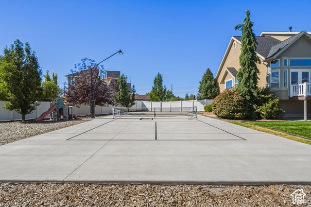 1541 W 975 S, Layton, UT 84041