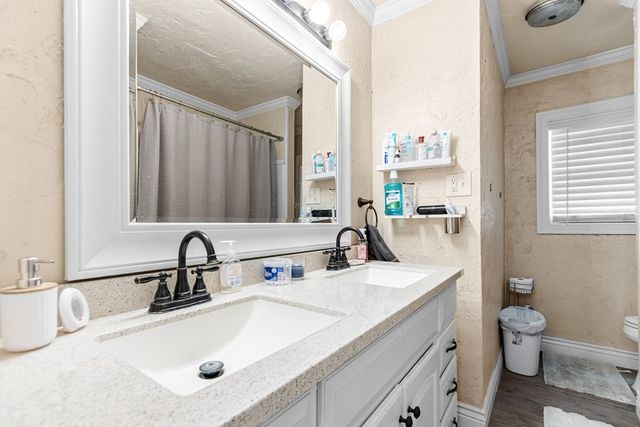 3721 Crestview Dr, Odessa, TX 79762