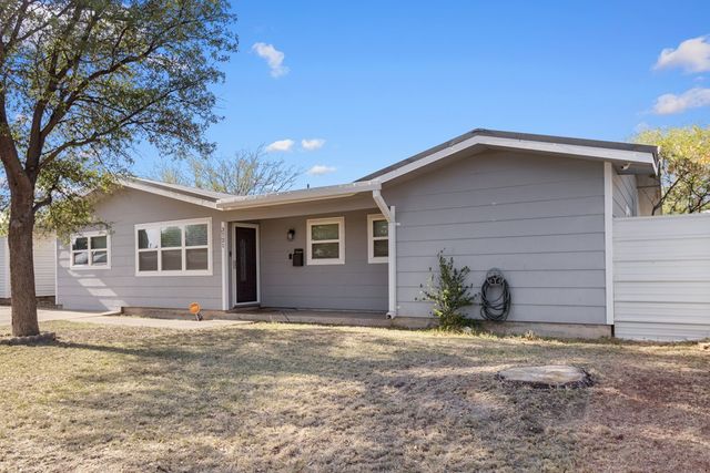 3721 Crestview Dr, Odessa, TX 79762