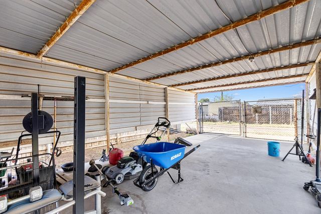 3721 Crestview Dr, Odessa, TX 79762