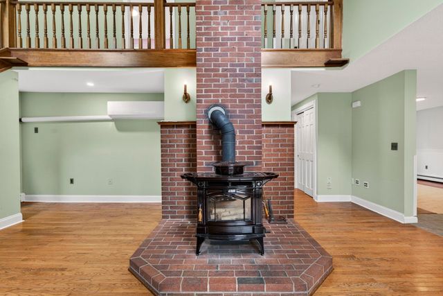 141 Mitchell Road, Nottingham, NH 03290