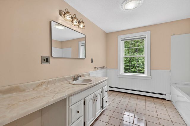 141 Mitchell Road, Nottingham, NH 03290