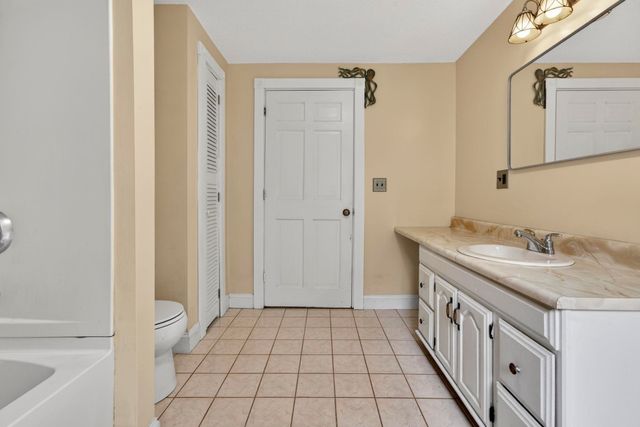141 Mitchell Road, Nottingham, NH 03290